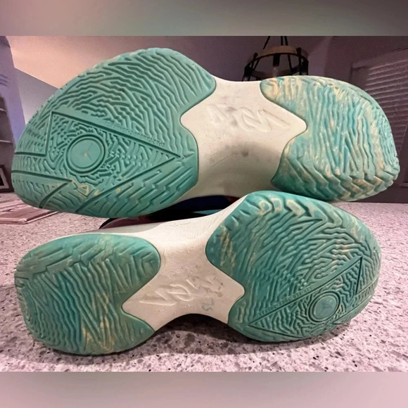 Jordan Zion 1 Planet Z - Picture 4 of 11